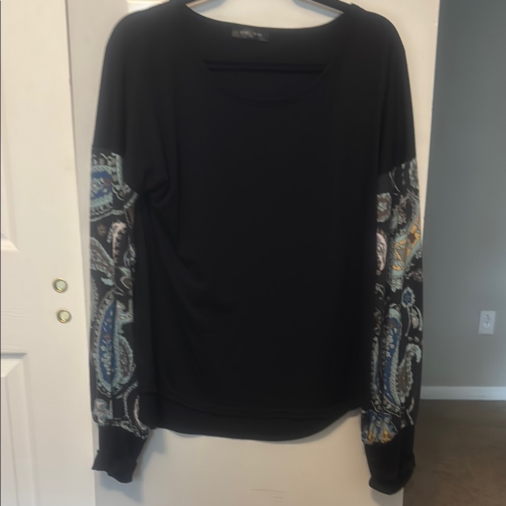 Chic Black Women's Top with Paisley Sleeves